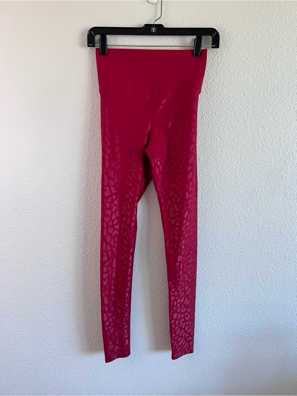 Carbon 38 Women's Red Leopard Takara Shine High Rise Leggings Full Length Active